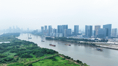 满脚日常消费取高端购